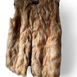 Bernardo Glam Soft Faux Fur Vest in Tan, Gray Mob Wive Luxury